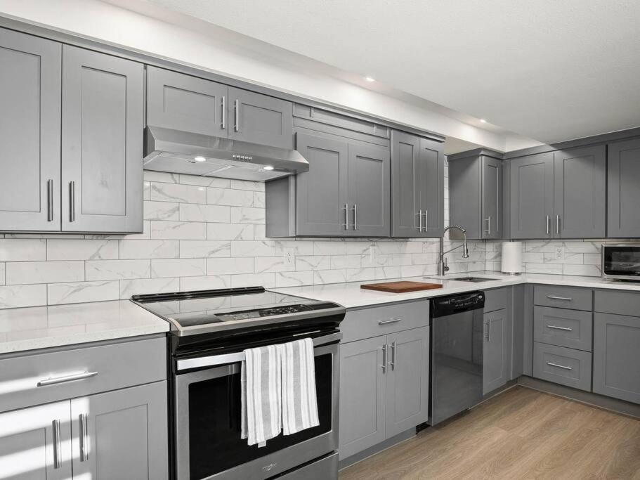 Elegant Richmond Gem Nestled Up To Hawthorne Blvd. Apartment พอร์ตแลนด์ ภายนอก รูปภาพ